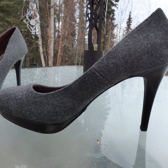 CHRISTIAN SIRIANO GREY FELT LIKE FEELING HIGH HEELS GOTH WEDDING CLUB PARTY 9 - Picture 8 of 14